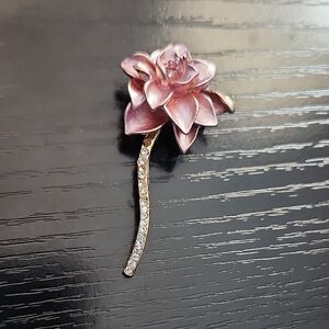 Elegant Pink Flower Brooch Pin